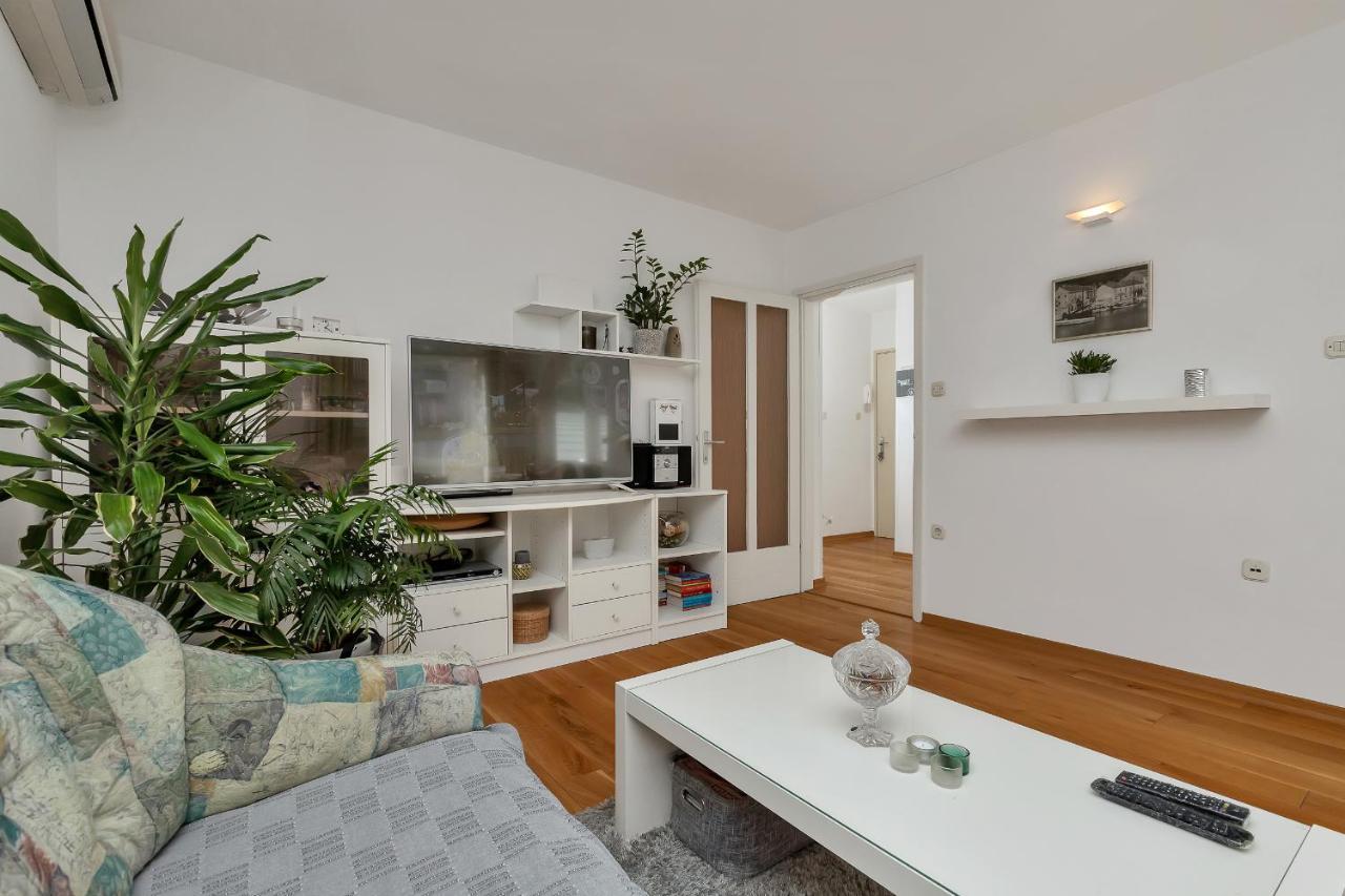 Apartment Marina Makarska Esterno foto