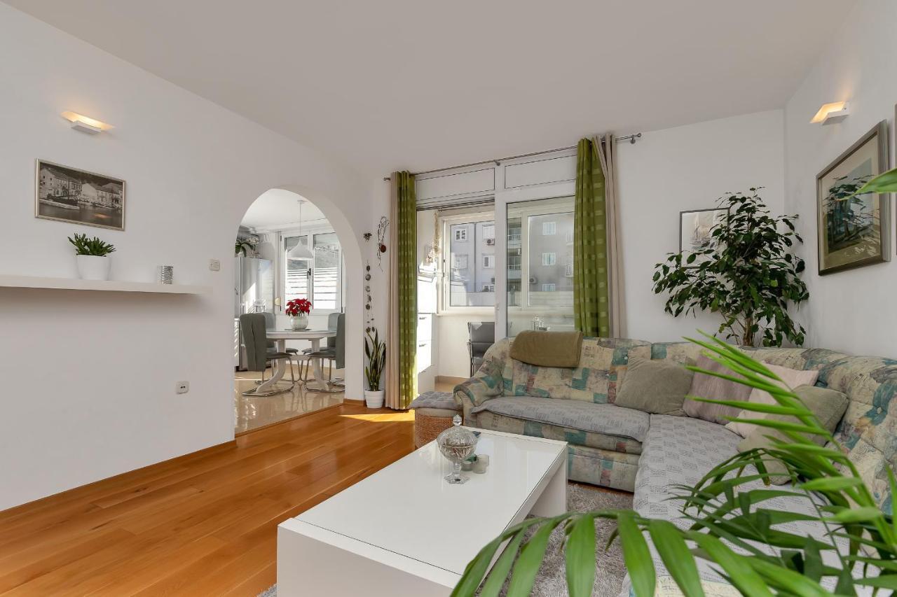 Apartment Marina Makarska Esterno foto